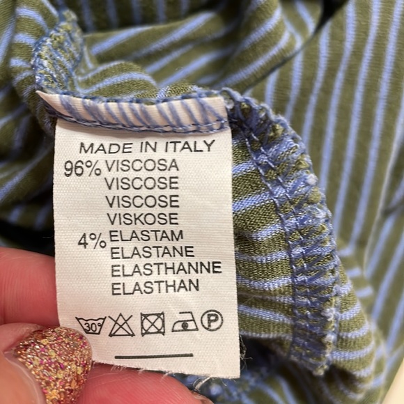 Soft V Neck T Shirt - Picture 5 of 5